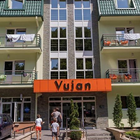 Čačak Clinic For Rehabilitation Vujan酒店 外观 照片
